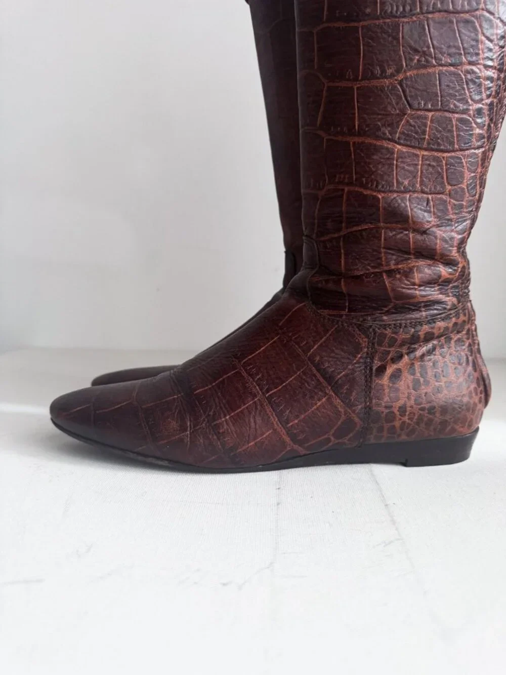 Vintage Handmade BCBG Alligator Print Brown Boots 7